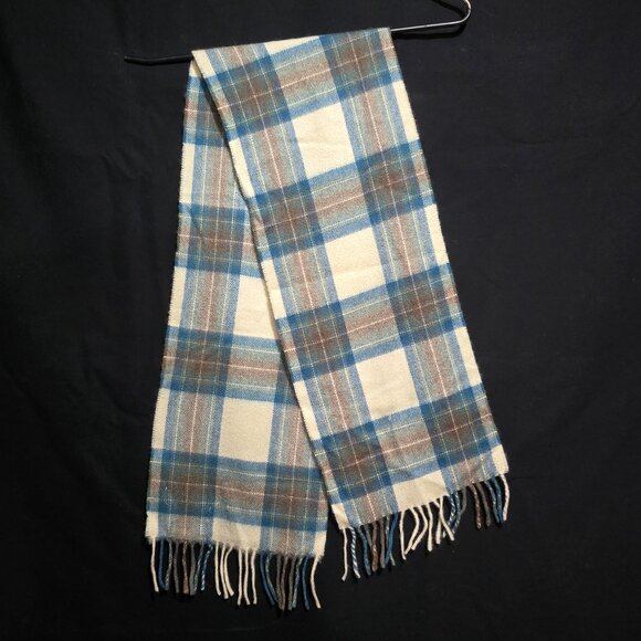 Glen Lawrie Made in Great Britain Cashmere Scarf - Weathered Blue Dress Stewart - Picture 3 of 3